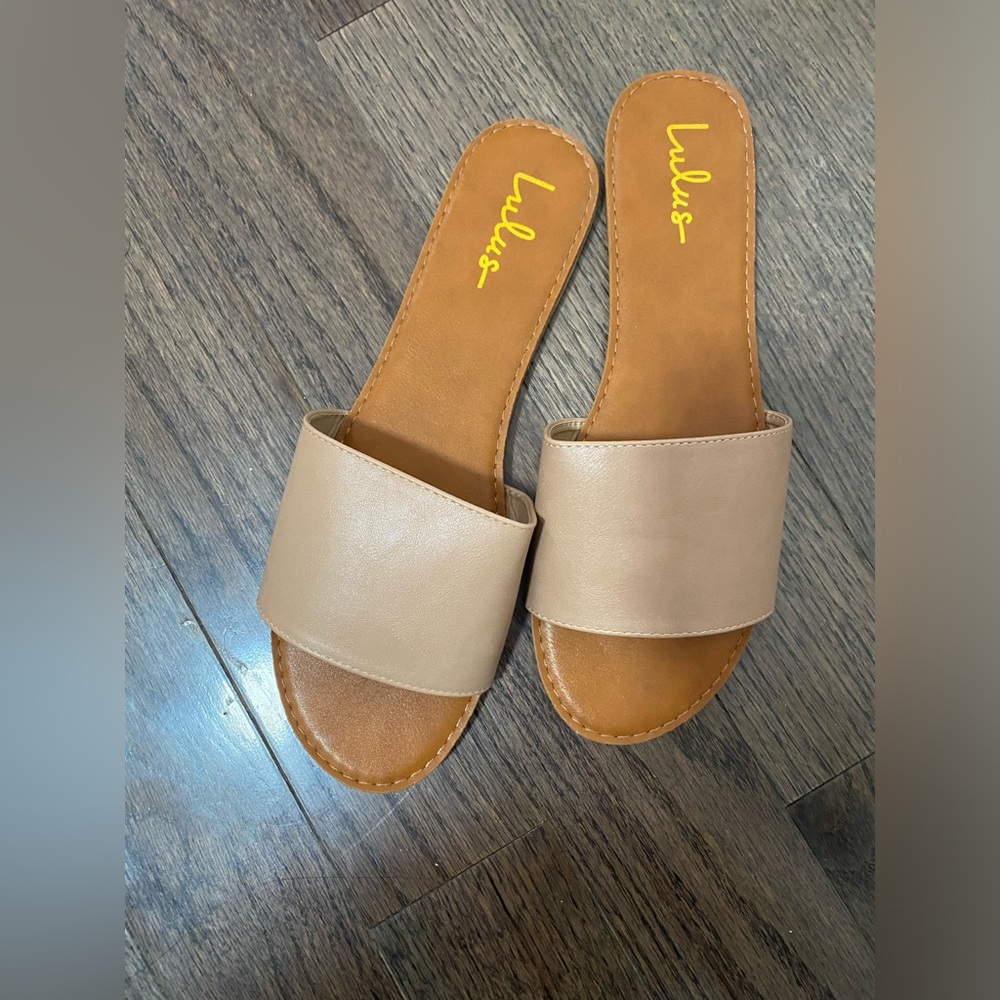 BNIB lulus Addison Natural Slide Sandals, size 11 (more like a 10 in my opinion)